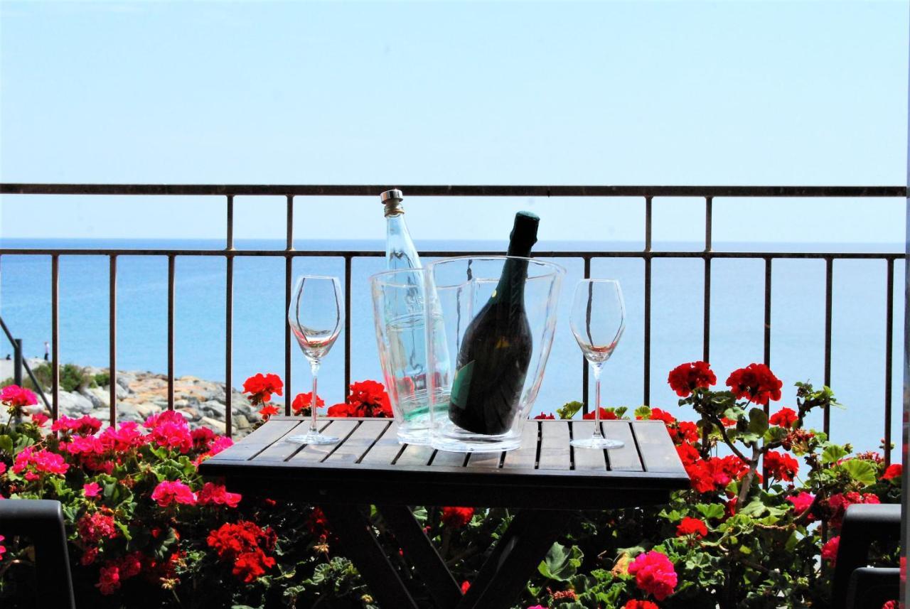 Tramonto Sul Mare - Sea Suite Savone Extérieur photo